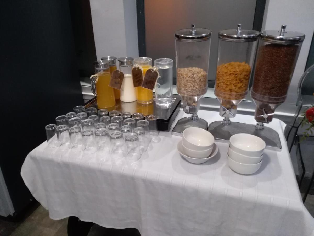 Aacr Hotel Monteolivos Sewilla Zewnętrze zdjęcie