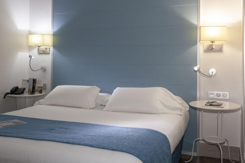 Aacr Hotel Monteolivos Sewilla Zewnętrze zdjęcie