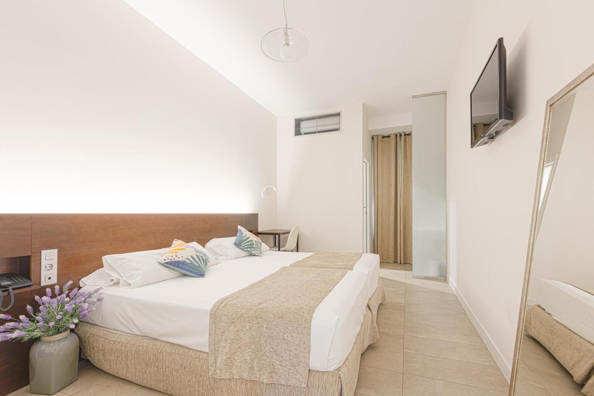 Aacr Hotel Monteolivos Sewilla Zewnętrze zdjęcie