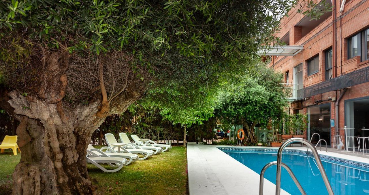 Aacr Hotel Monteolivos Sewilla Zewnętrze zdjęcie