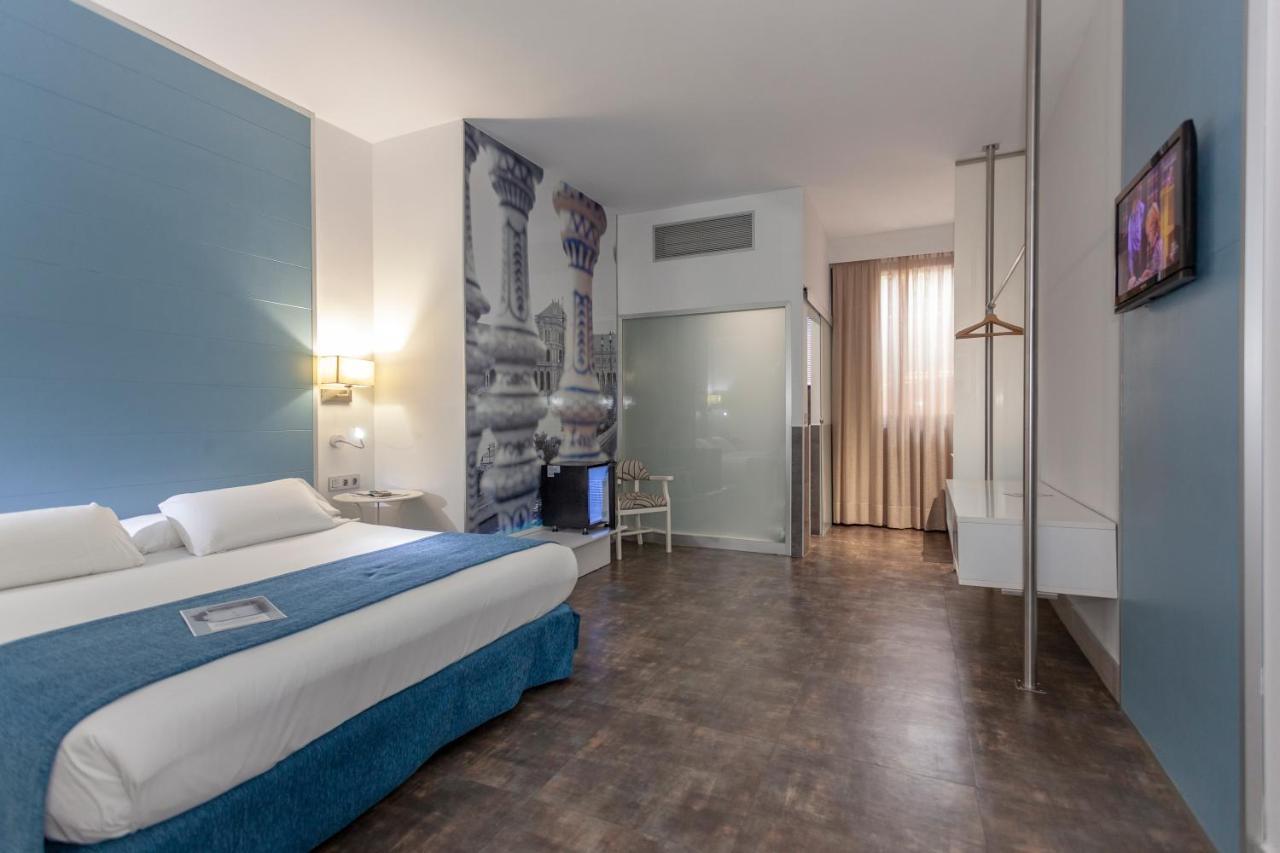 Aacr Hotel Monteolivos Sewilla Zewnętrze zdjęcie